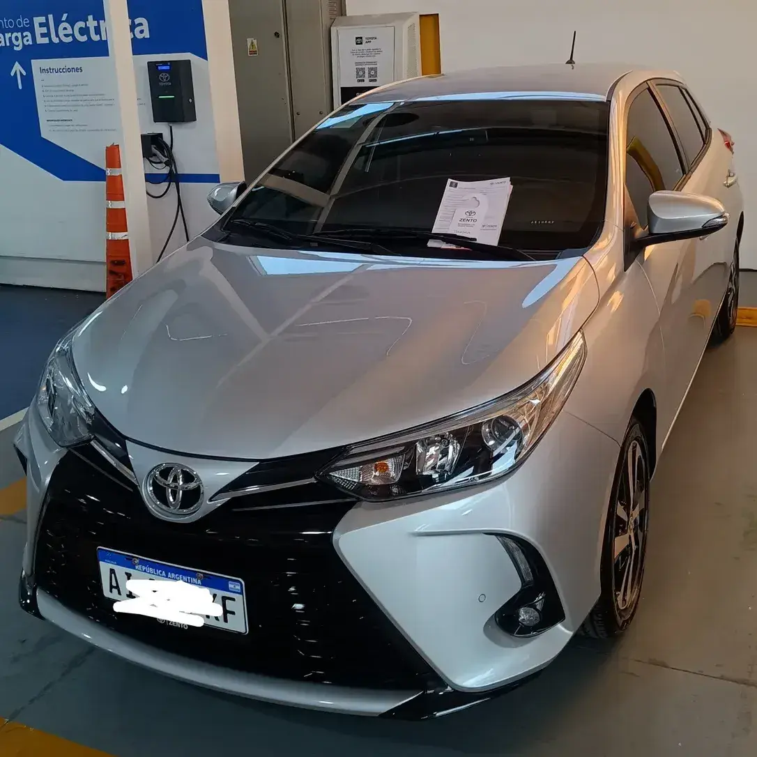 Toyota Yaris 1.5 107Cv Xls Cvt 2026 - foto 1