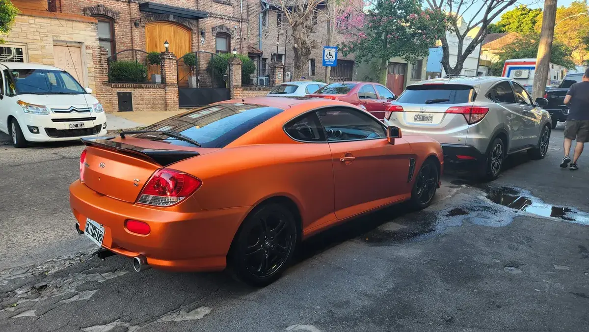 Hyundai Coupe 2.7 Fx V6 2006 - foto 2