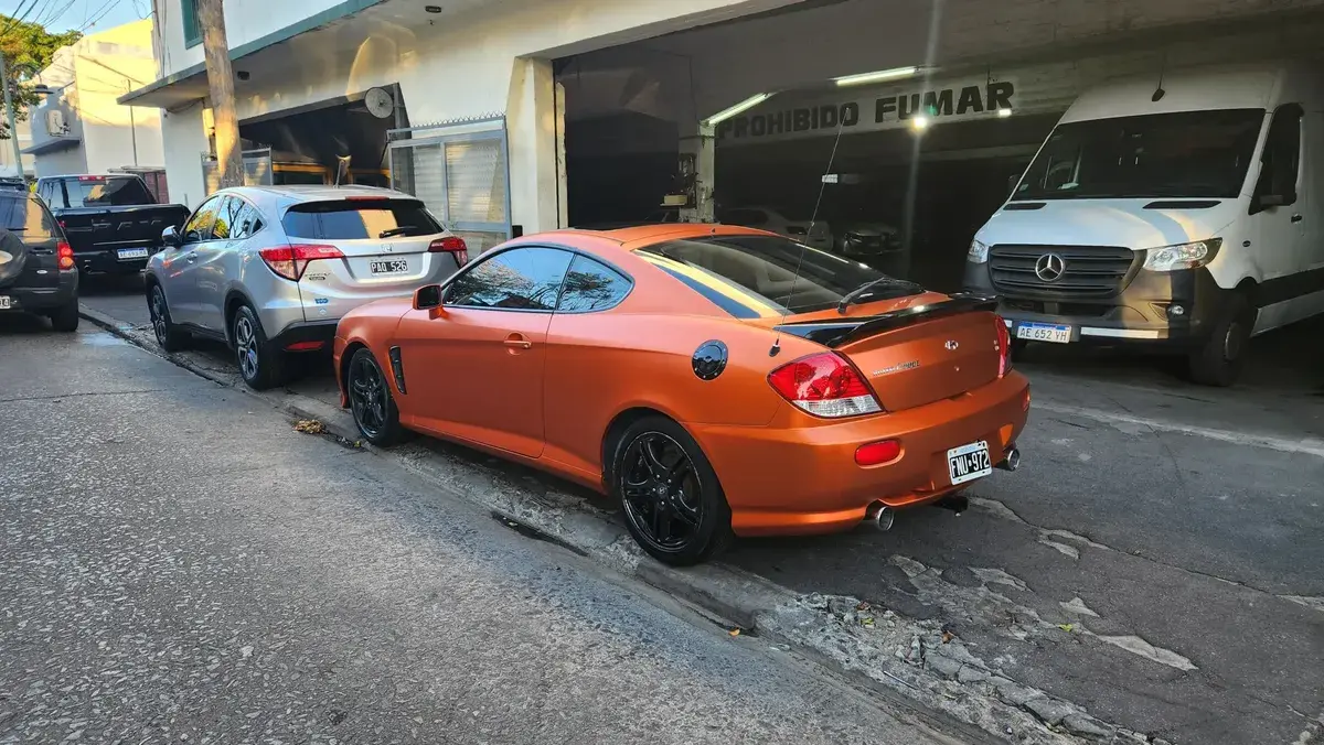 Hyundai Coupe 2.7 Fx V6 2006 - foto 4