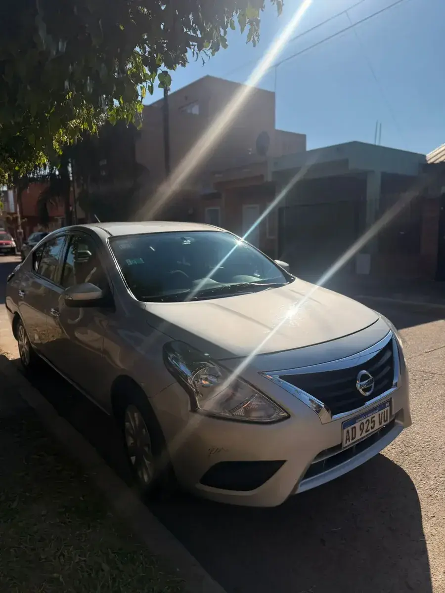 Nissan Versa Sense At 2019 - foto 4