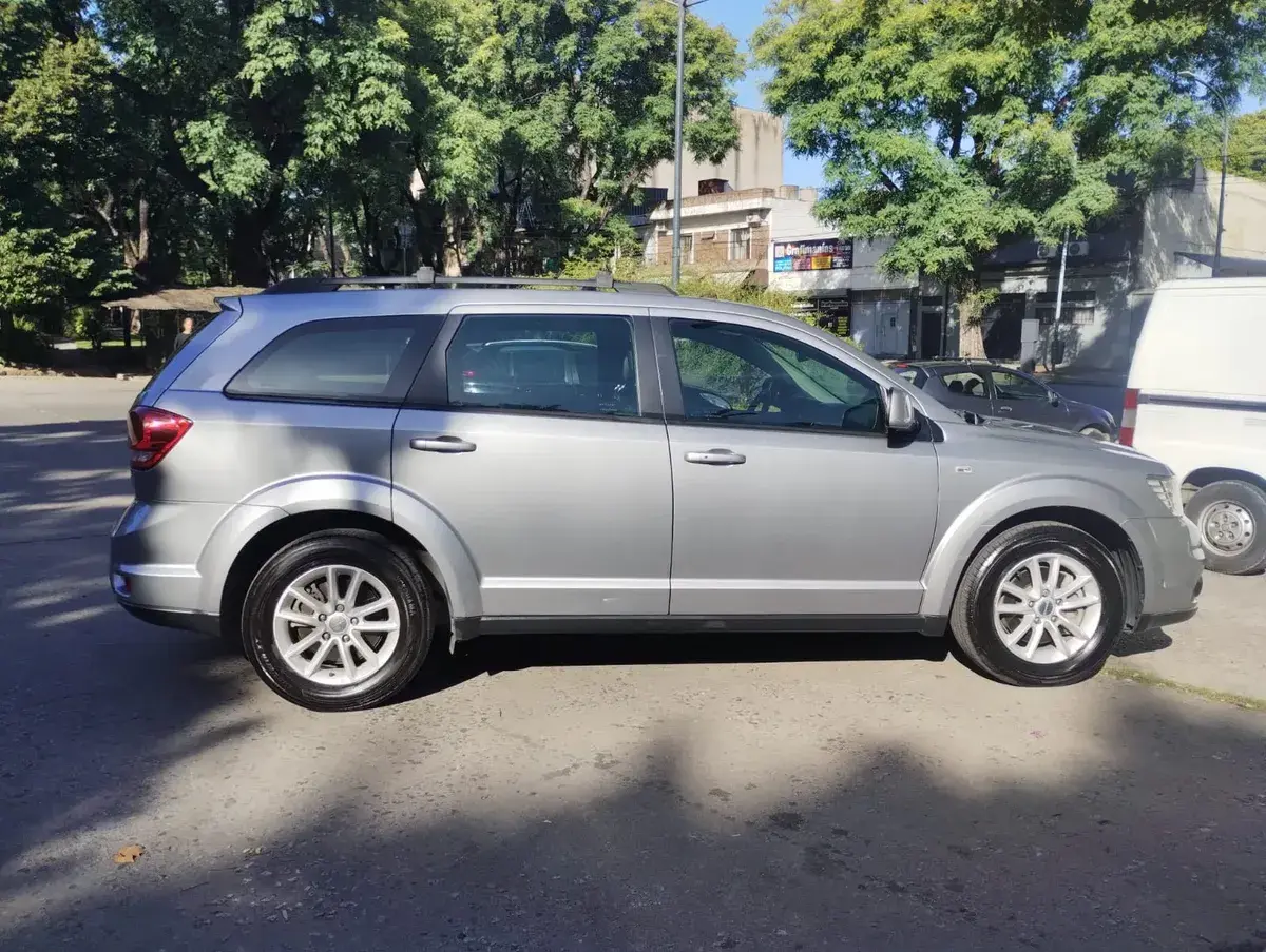 Dodge Journey 2.4 Sxt 170Cv (Techo, Dvd, Nav) 2017 - foto 5