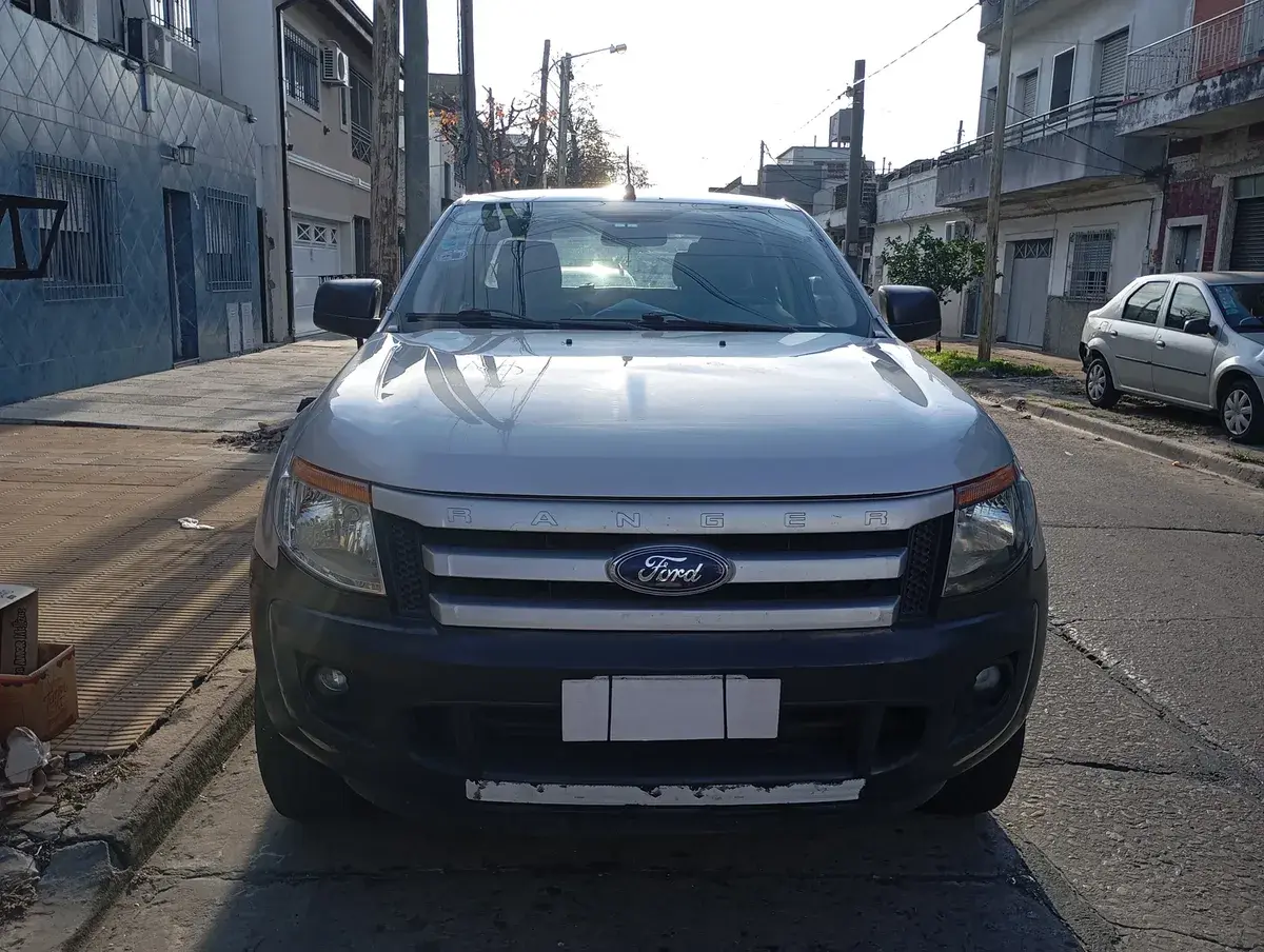 Ford Ranger 2.5 Cd 4X2 Xl Ivct 166Cv 2013 - foto 2