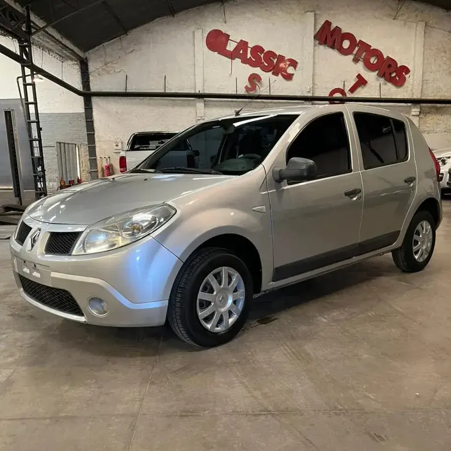 Renault Sandero 1.5 Dci Confort 2010 - foto 1