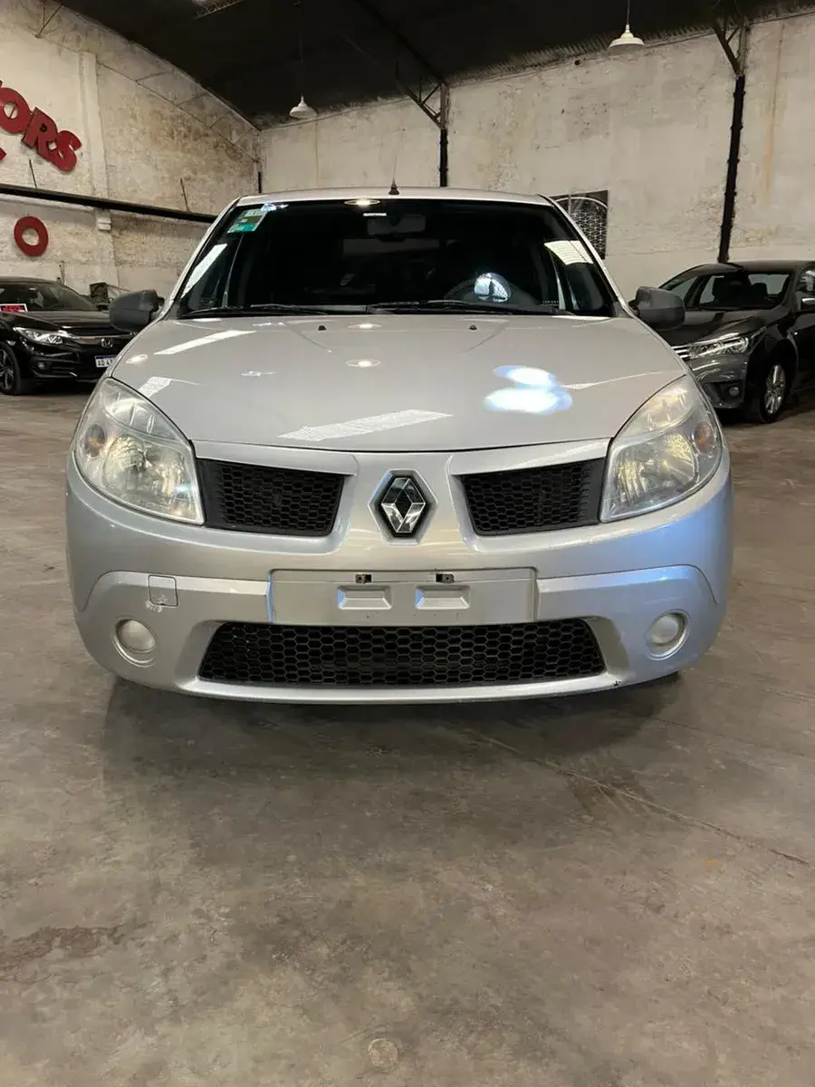 Renault Sandero 1.5 Dci Confort 2010 - foto 2