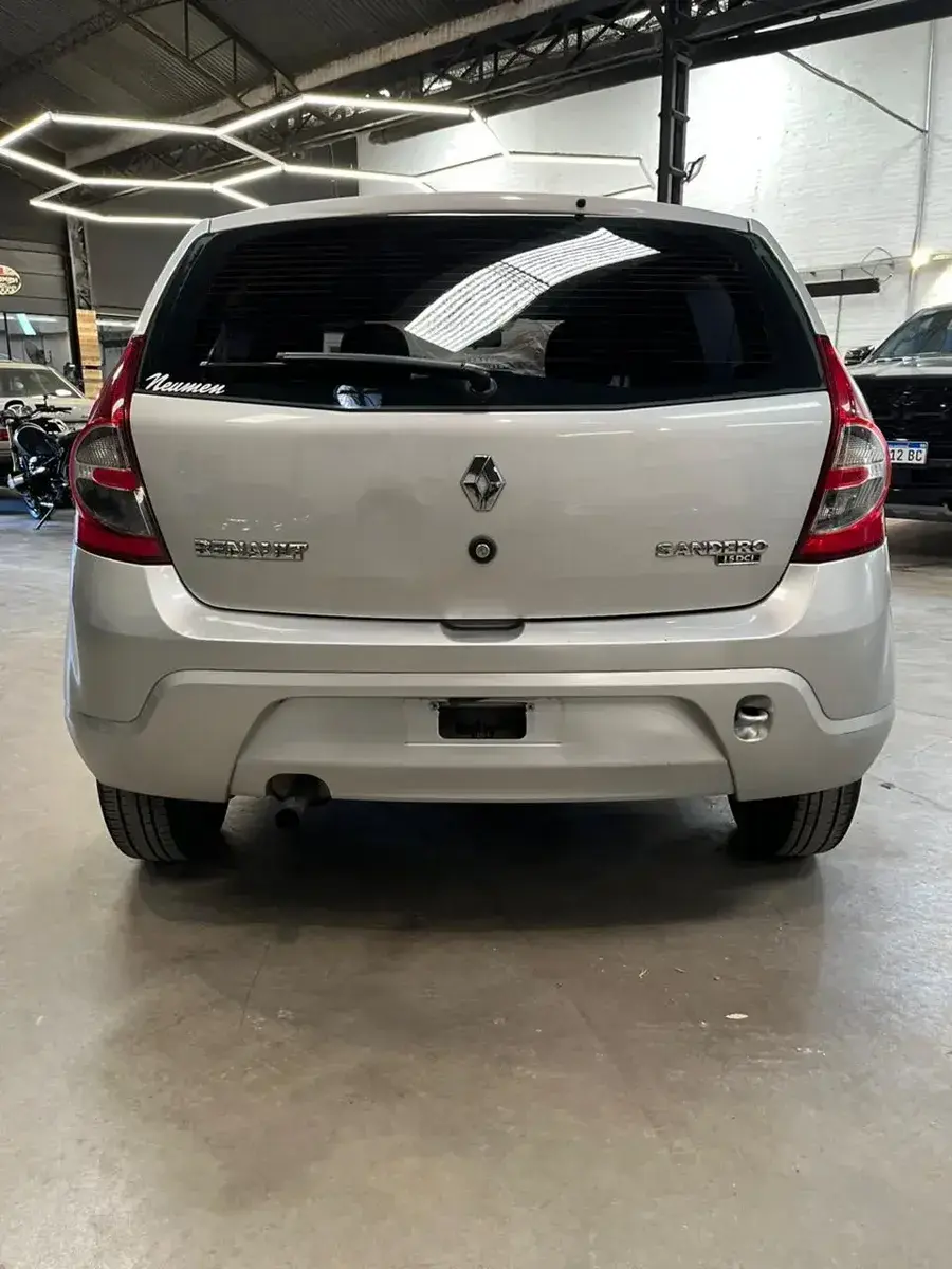 Renault Sandero 1.5 Dci Confort 2010 - foto 5