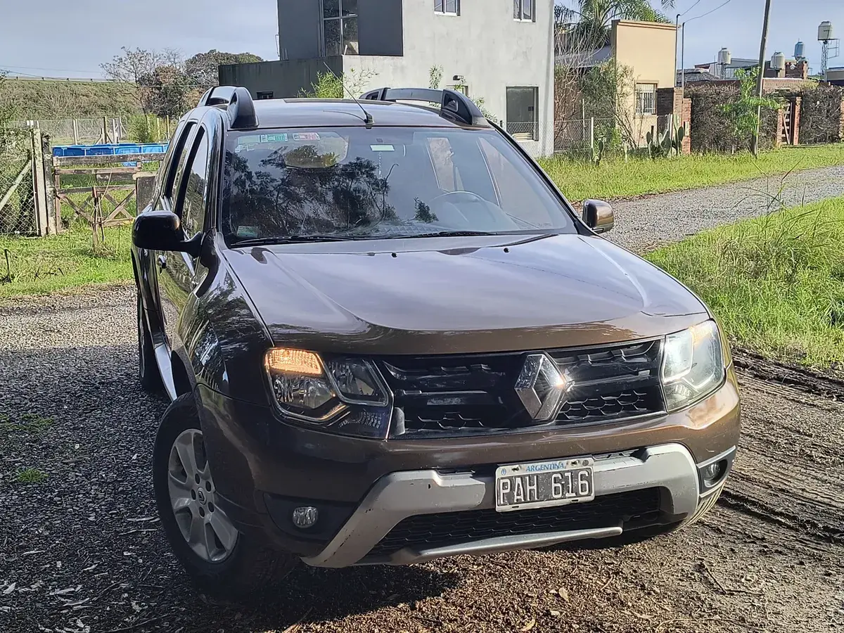 Renault Duster 1.6 Ph2 4X2 Privilege 110Cv 2015 - foto 2