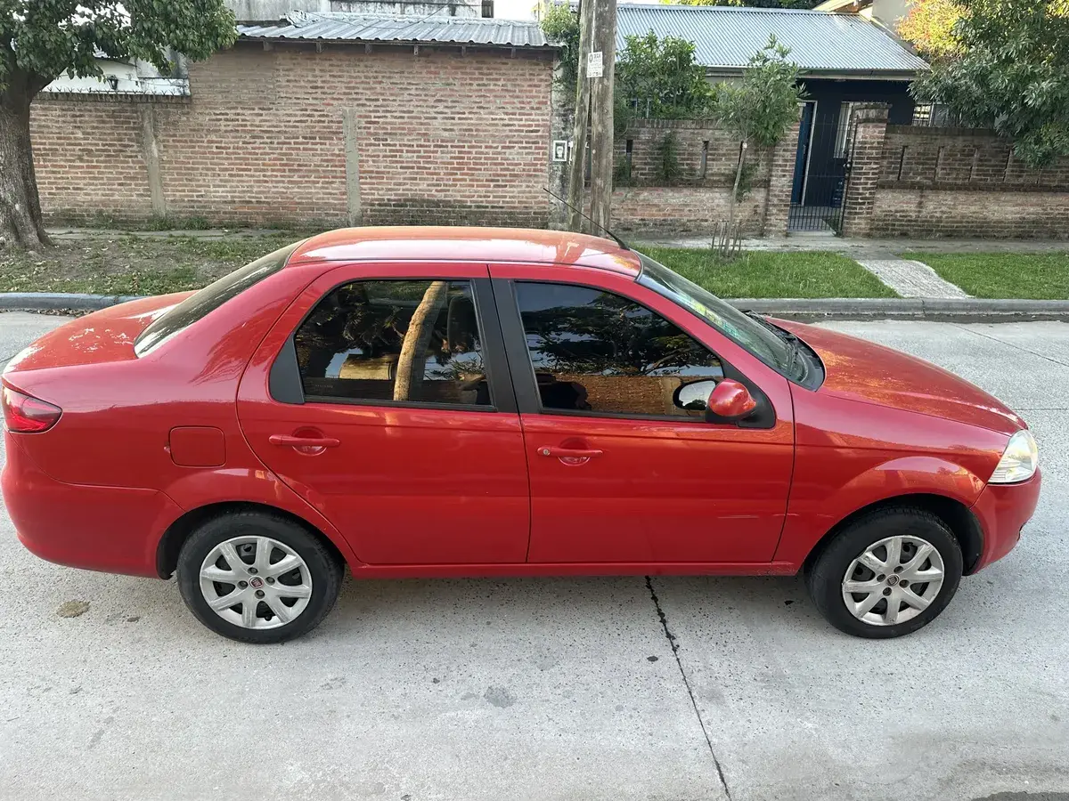 Fiat Siena 1.4 El Pack Attractive 2013 - foto 4