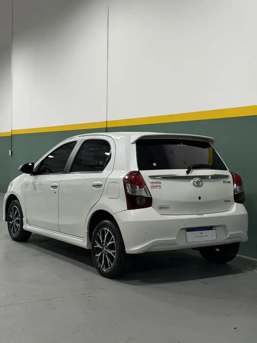 Toyota Etios 1.5 Platinum At 2017 - foto 2