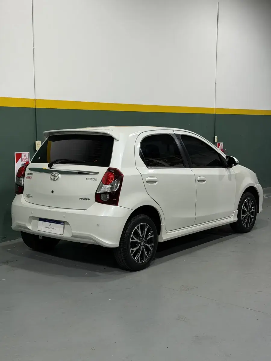 Toyota Etios 1.5 Platinum At 2017 - foto 5
