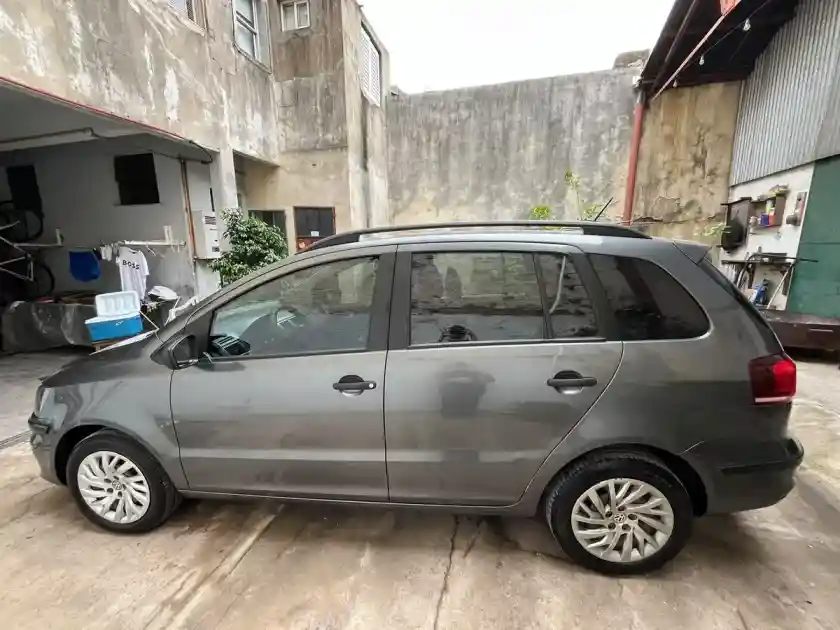 Volkswagen Suran 1.6 Comfortline 101Cv 2017 - foto 5