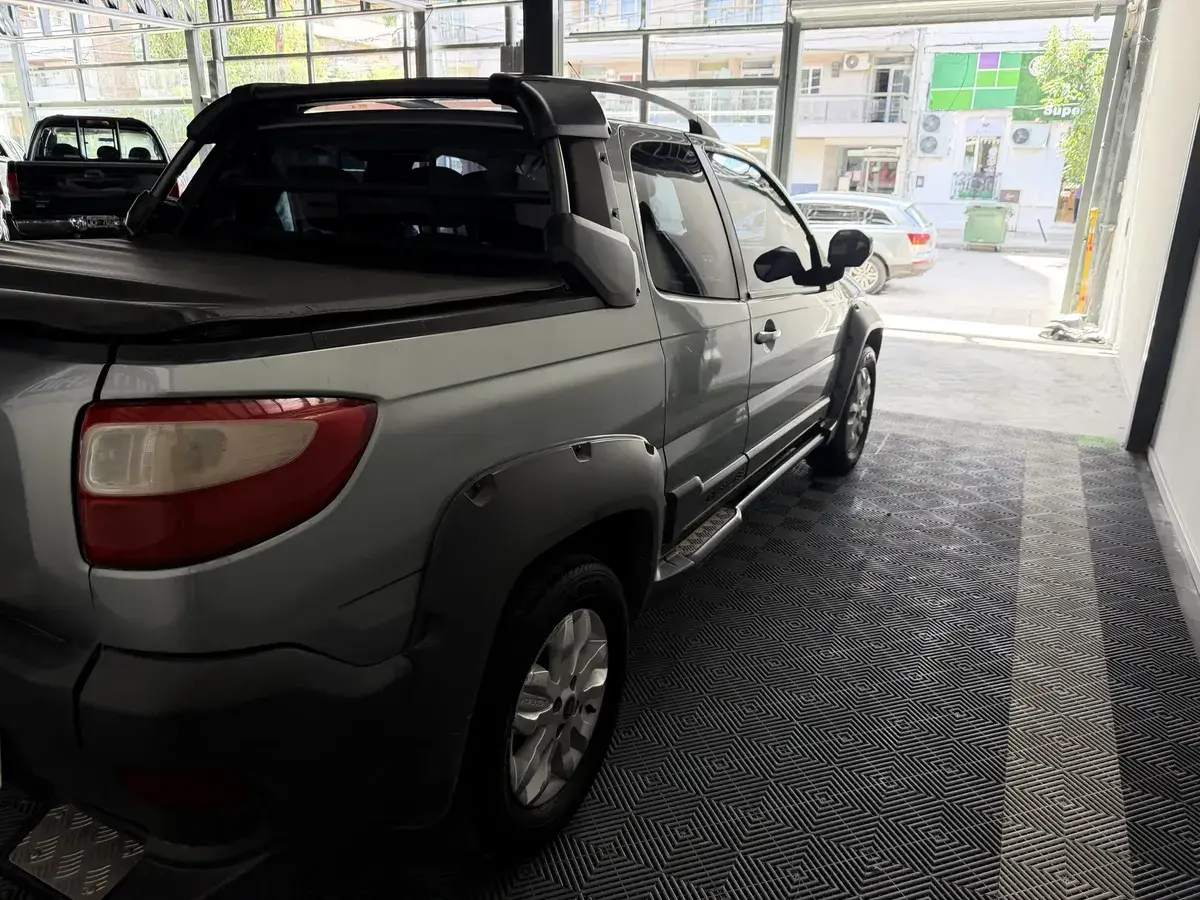 Fiat Strada 1.6 Adventure Cd Serie 2018 - foto 3