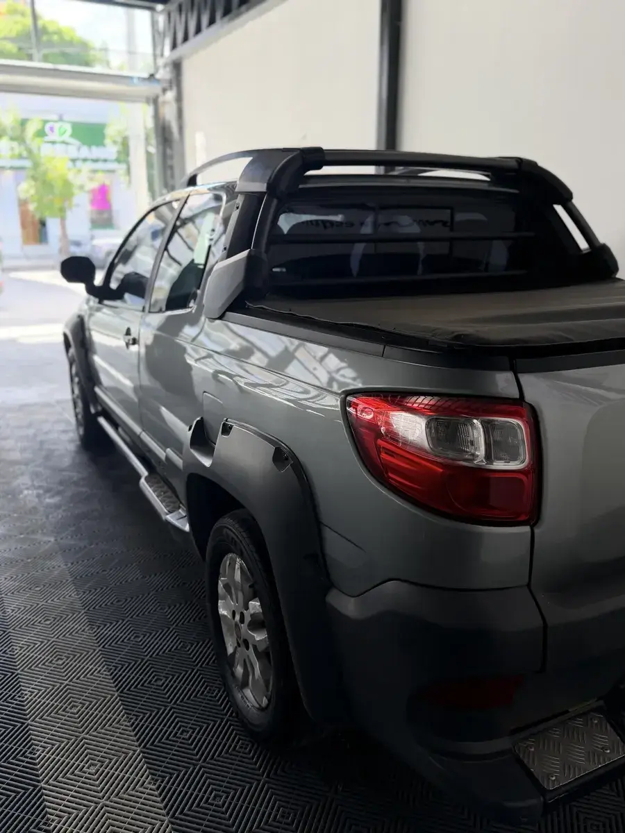 Fiat Strada 1.6 Adventure Cd Serie 2018 - foto 4