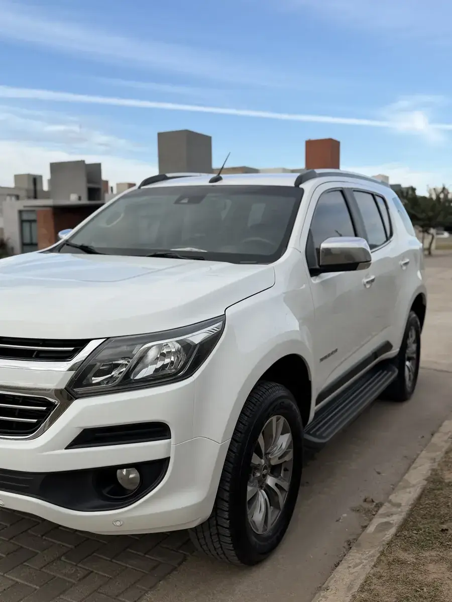 Chevrolet Trailblazer 2.8 Nueva Ltz Tdci 200Cv 2017 - foto 3