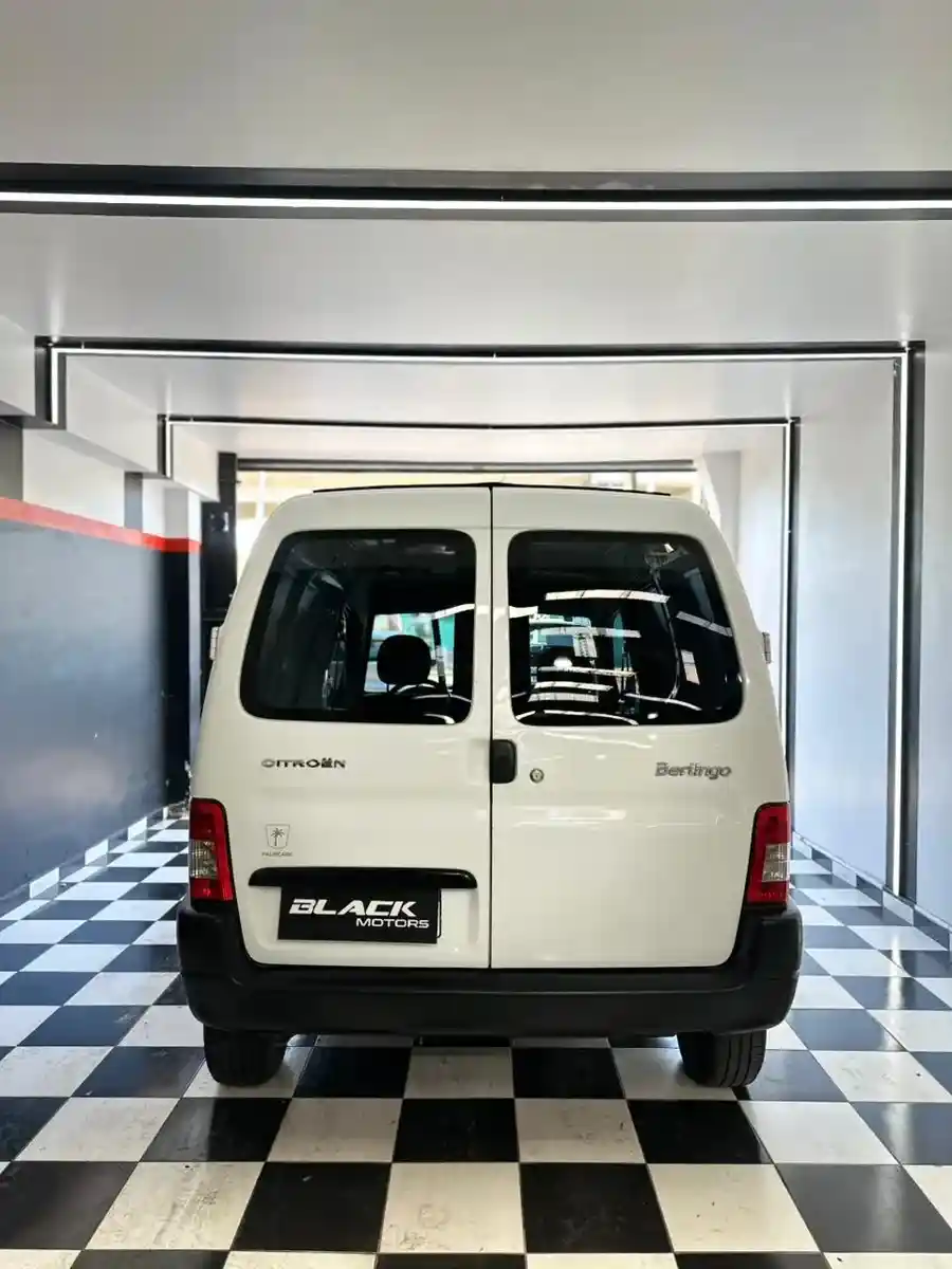 Citroën Berlingo Furgon 1.6 Vti 115 Business 2022 - foto 5