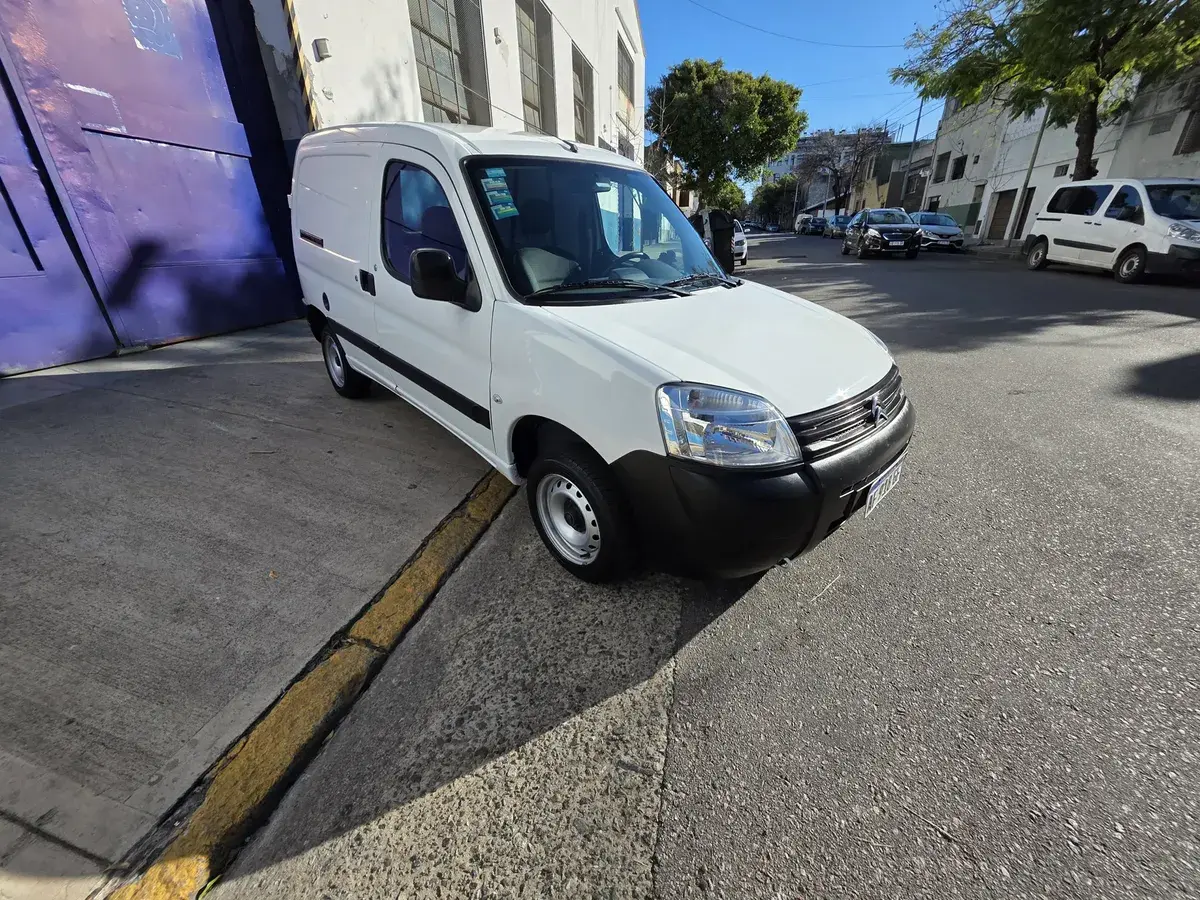 Citroën Berlingo Furgon 1.6 Bussines Hdi 92Cv 2023 - foto 3