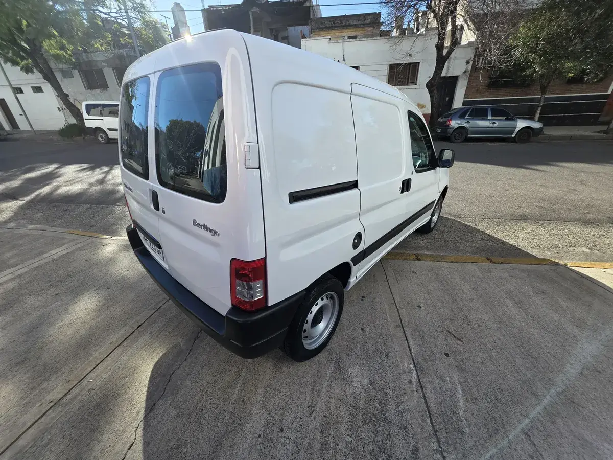 Citroën Berlingo Furgon 1.6 Bussines Hdi 92Cv 2023 - foto 5