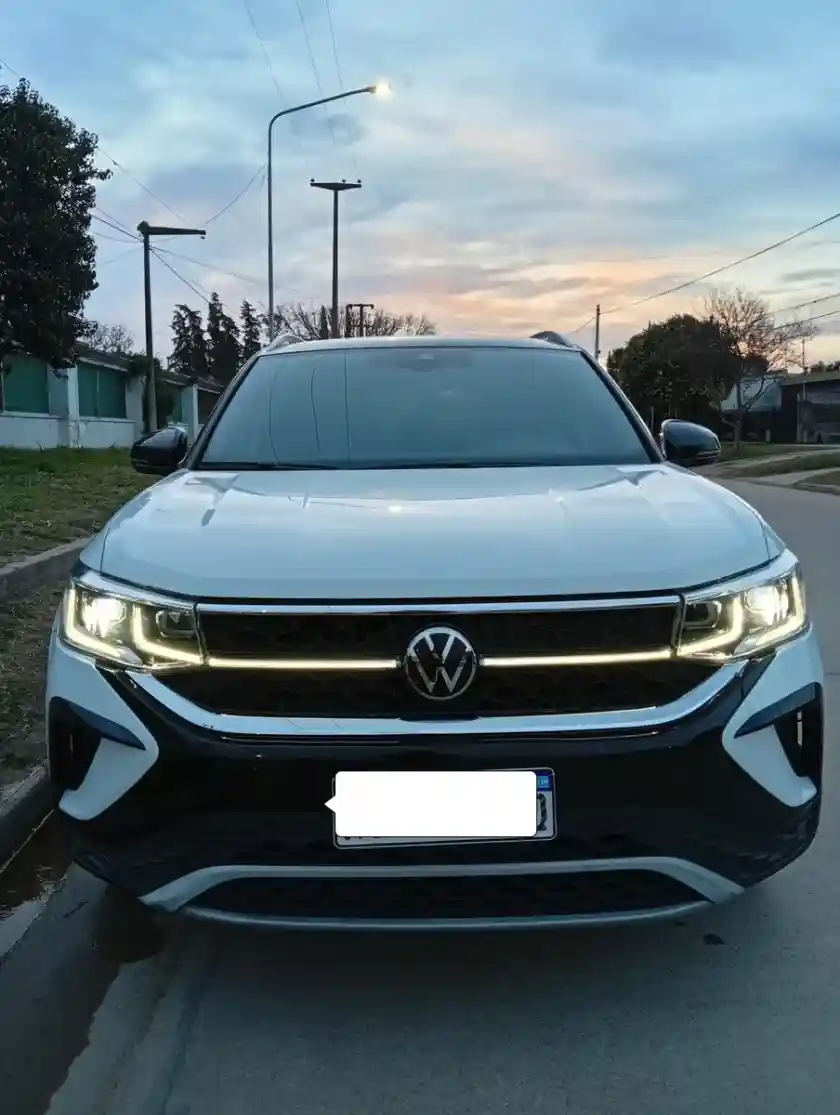 Volkswagen Taos 1.4 250 Tsi Highline Bi Tono Tiptronic 2024 - foto 2