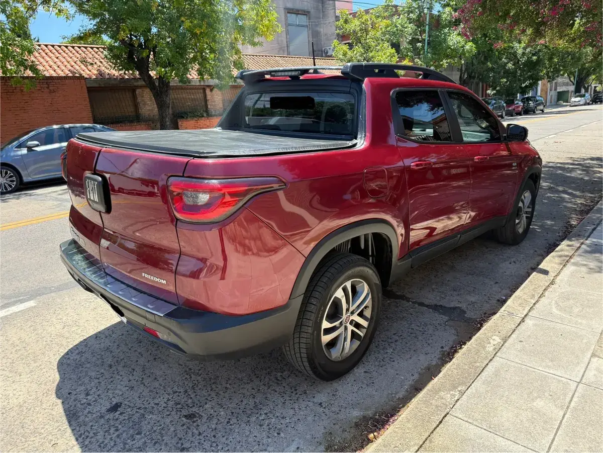 Fiat Toro 2.0 Freedom 4X4 2017 - foto 5