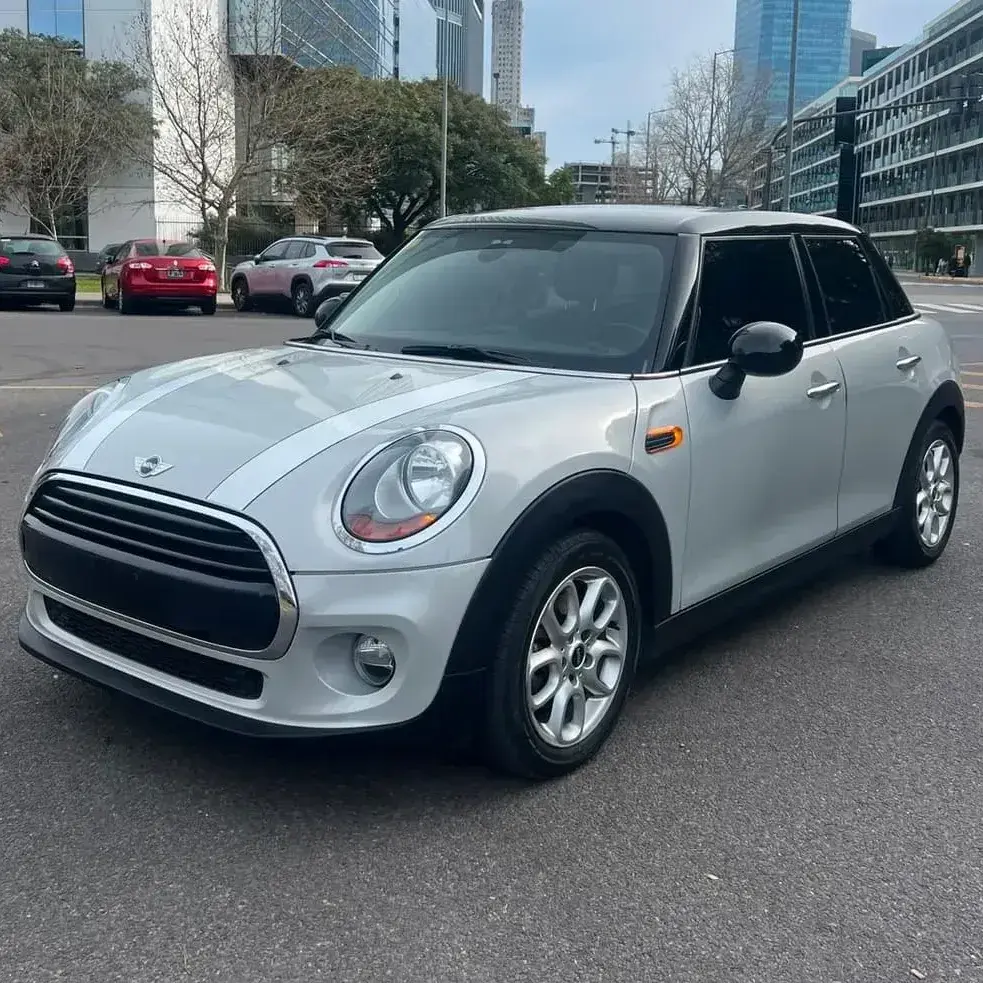 Mini Cooper 2017 - foto 1