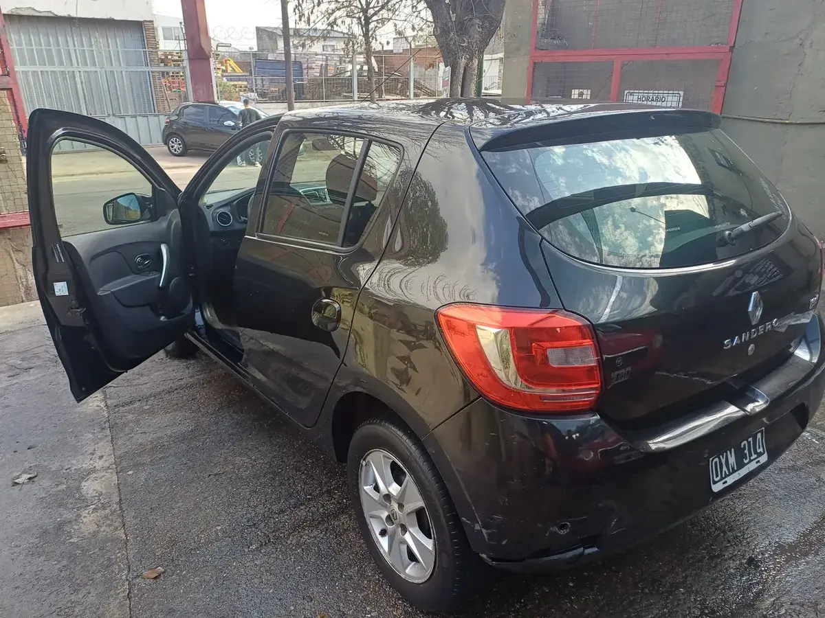 Renault Sandero 1.6 Privilege 105Cv 2015 - foto 3