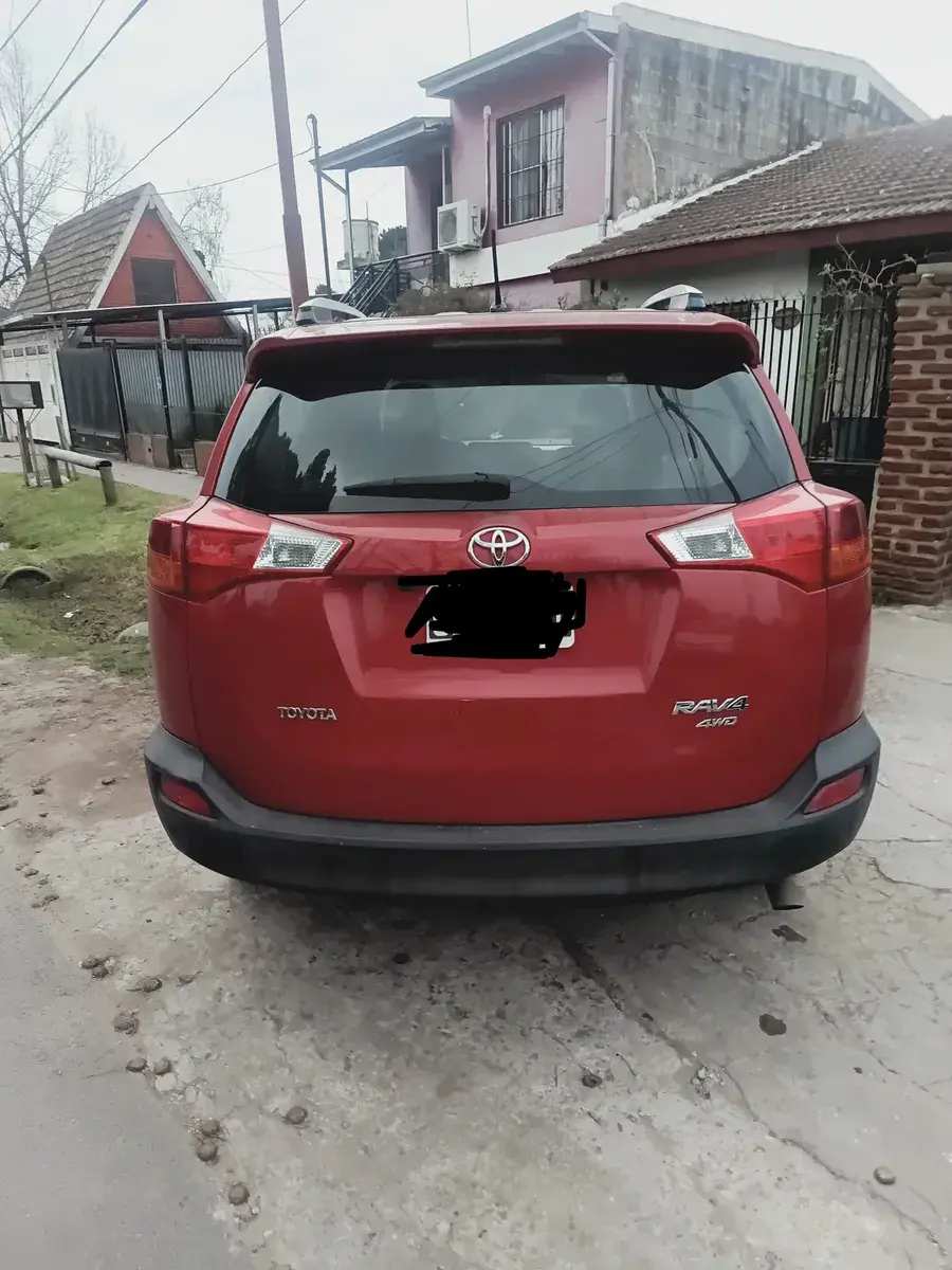 Toyota Rav4 2.5 4X4 Vx 6At 2014 - foto 2