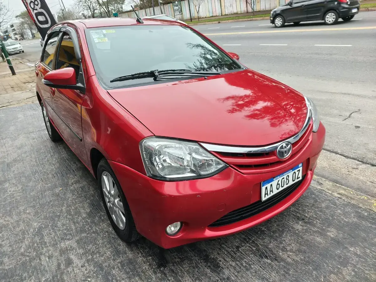 Toyota Etios 1.5 Sedan Xls At 2016 - foto 2