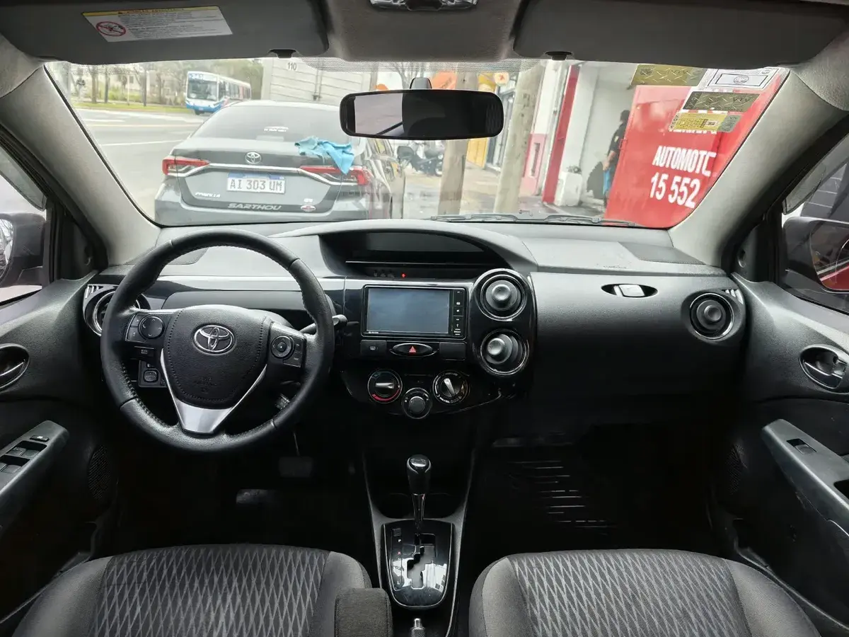 Toyota Etios 1.5 Sedan Xls At 2016 - foto 3