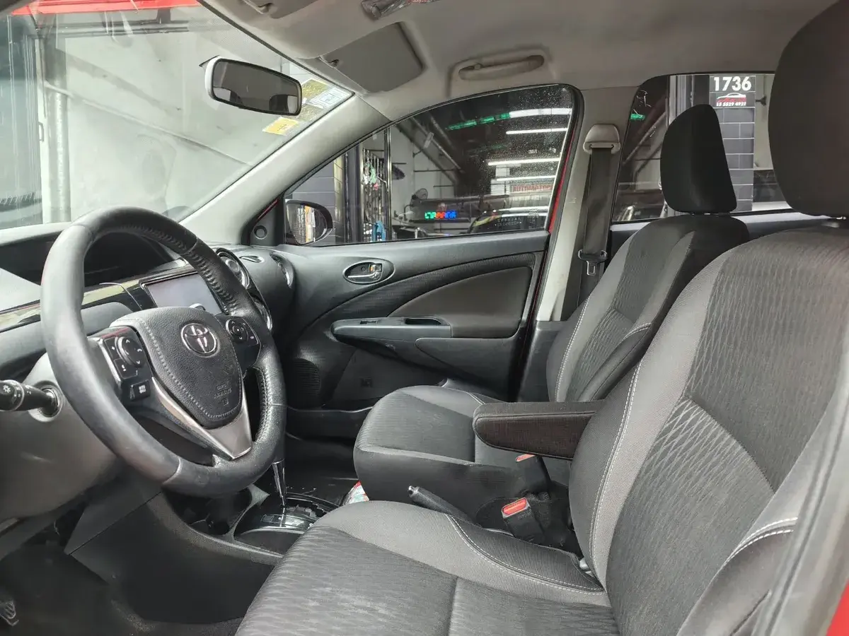 Toyota Etios 1.5 Sedan Xls At 2016 - foto 5