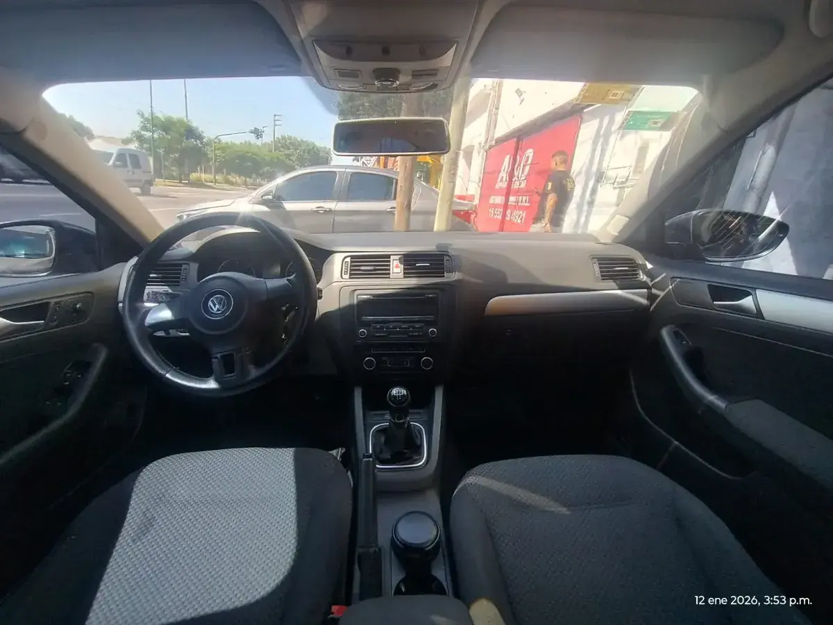 Volkswagen Vento 2.0 Advance I 110Cv 2012 - foto 5