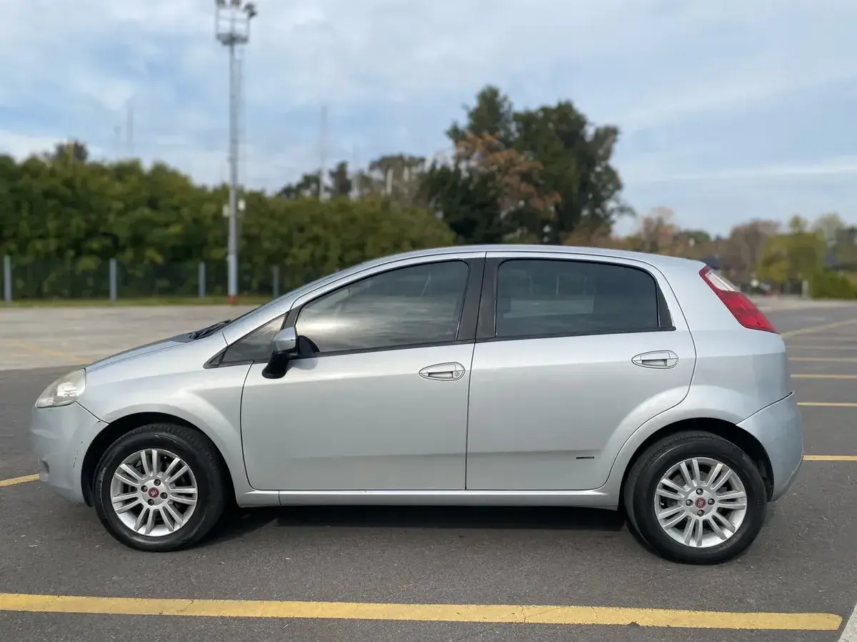 Fiat Punto 1.4 Attractive 2011 - foto 3