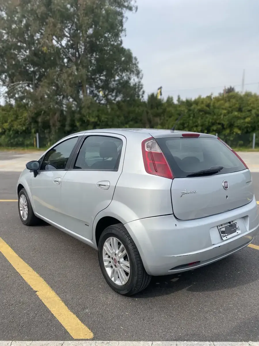 Fiat Punto 1.4 Attractive 2011 - foto 4