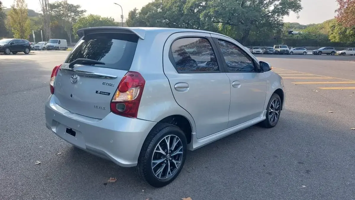 Toyota Etios 1.5 Xls 6Mt 2021 - foto 5