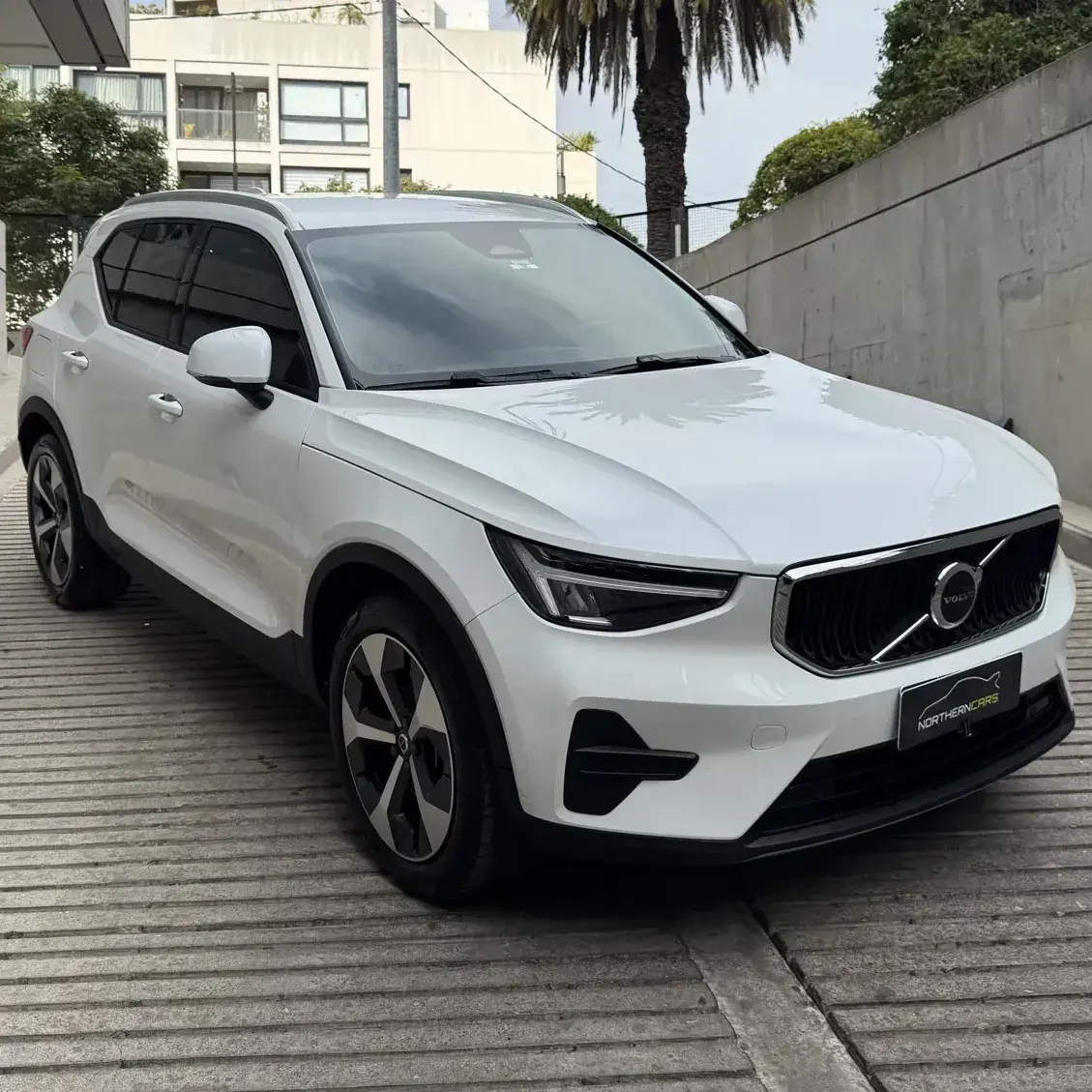 Volvo XC40 2023 - foto 1