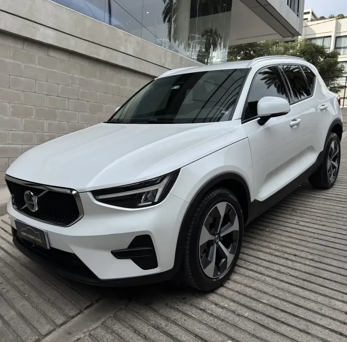 Volvo Xc40 2.0T T4 Momentum Fwd 2023 - foto 4