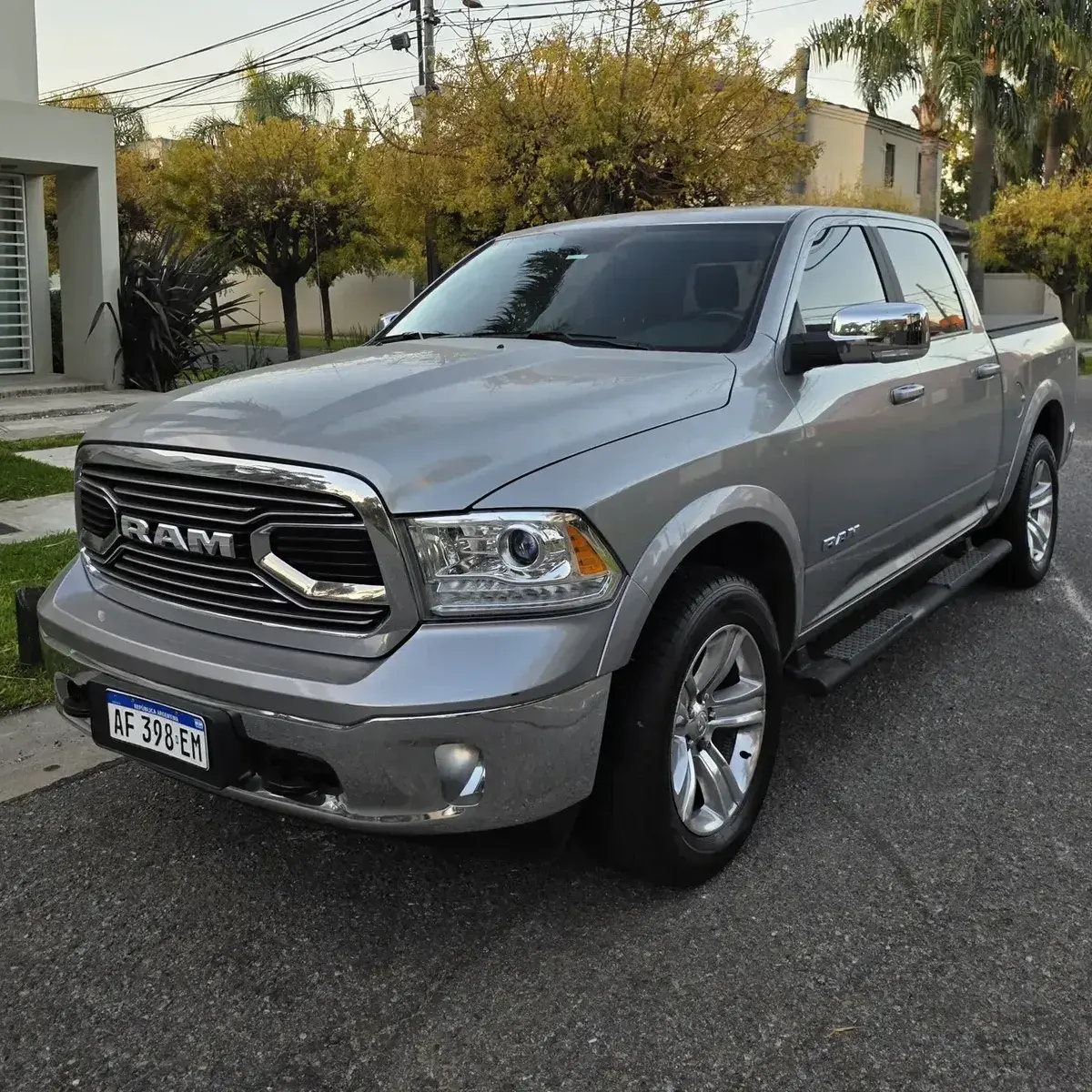 Ram 1500 5.7 Laramie Atx V8 Caja De 8Va 2022 - foto 1