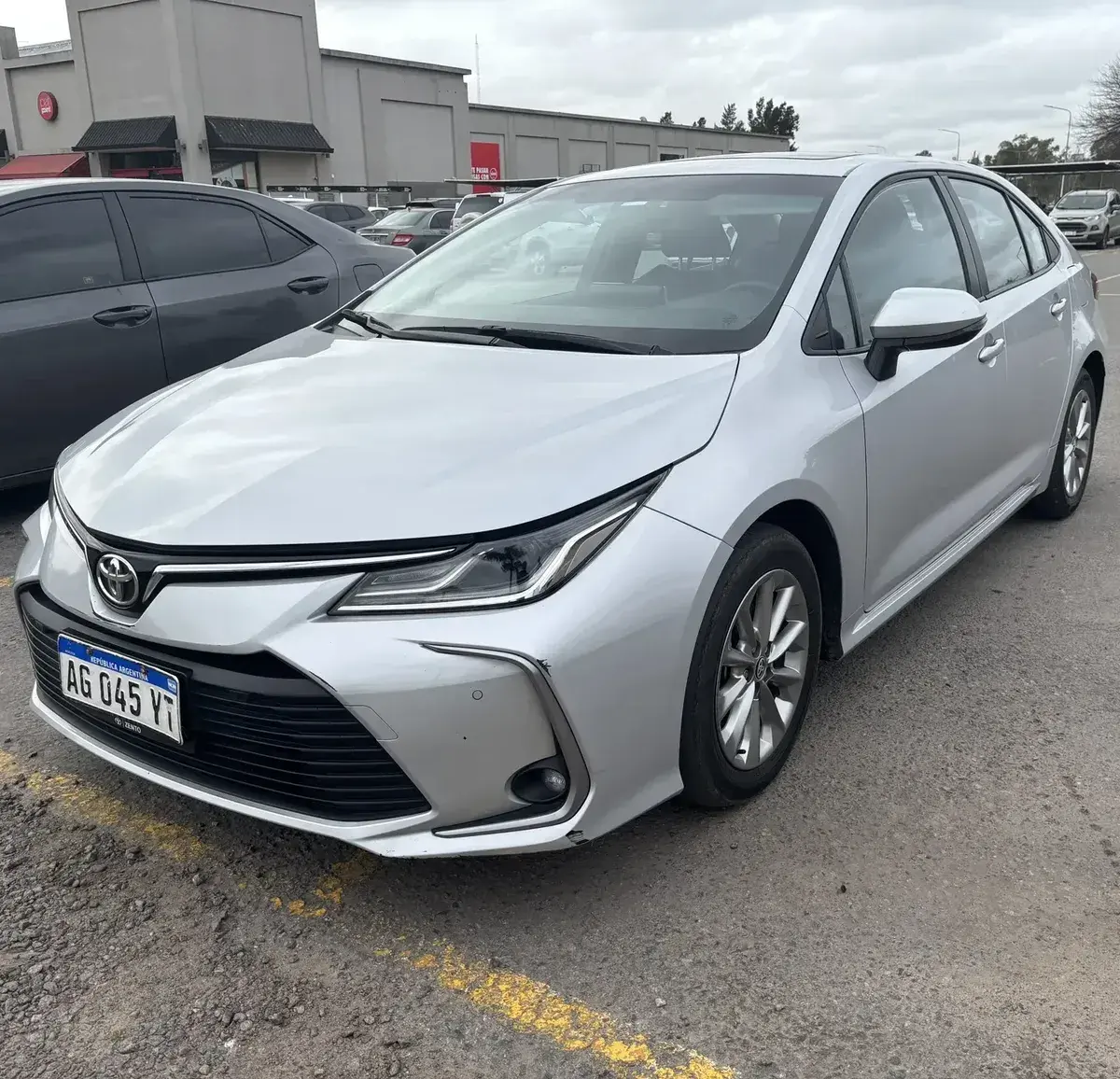 Toyota Corolla 1.8 Xei Cvt 140Cv 2023 - foto 1