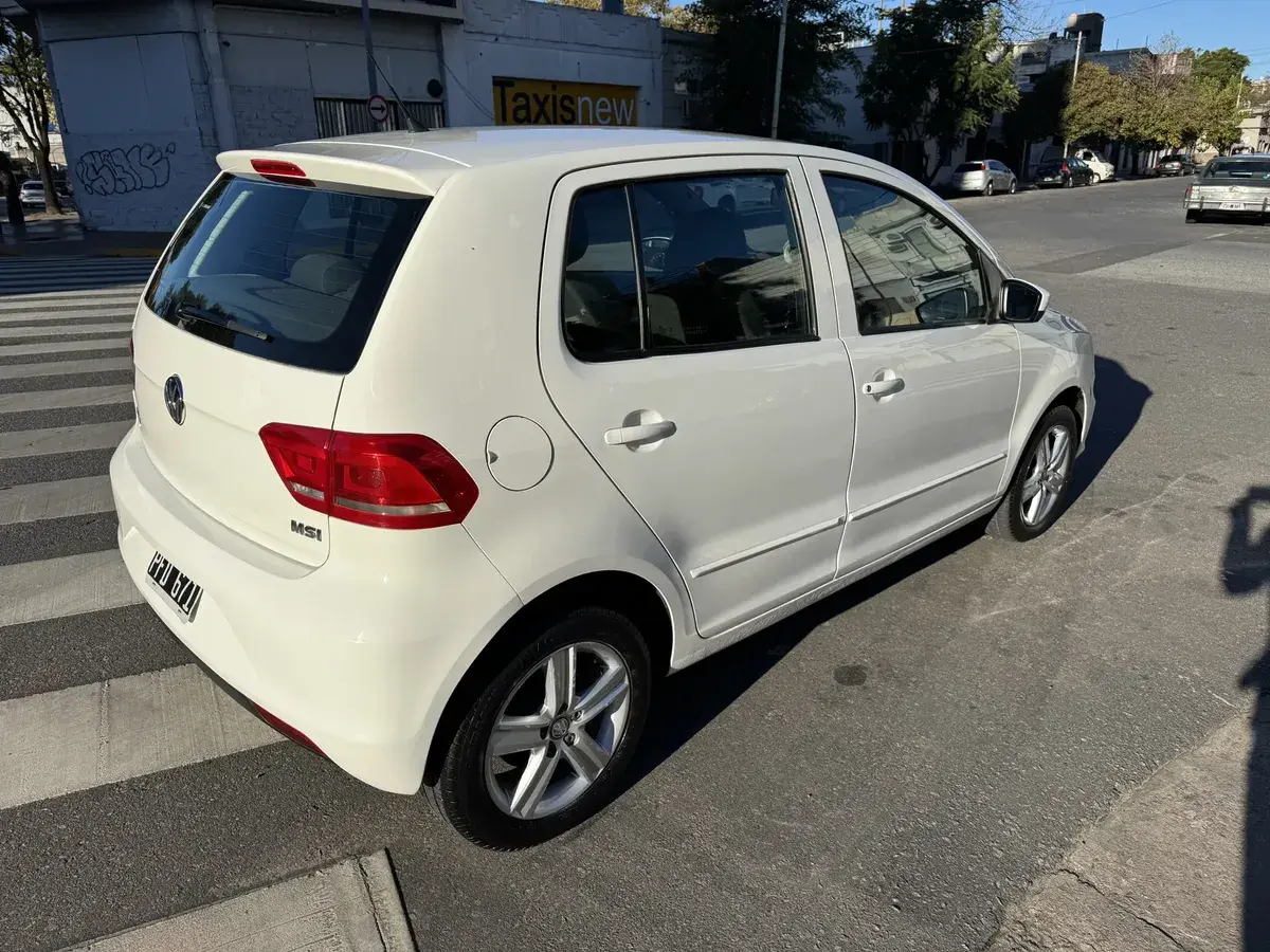 Volkswagen Fox 1.6 Confortline Pack Saf 2015 - foto 4