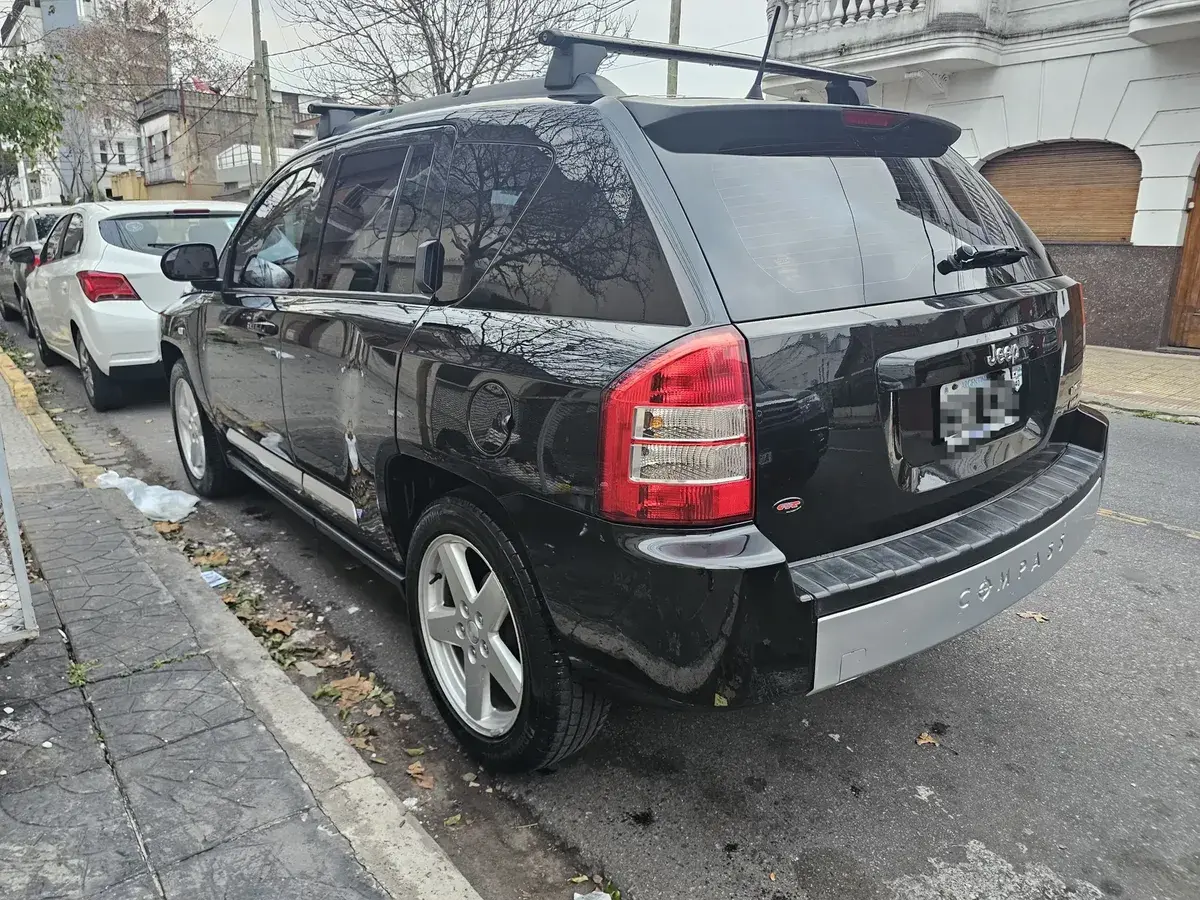 Jeep Compass 2.4 Limited Mtx 2010 - foto 4