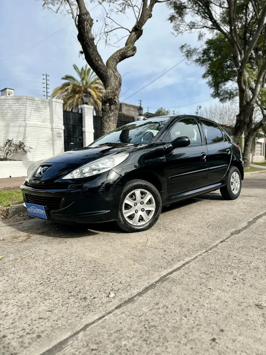Peugeot 207 1.6 Allure 106Cv 2013 - foto 2