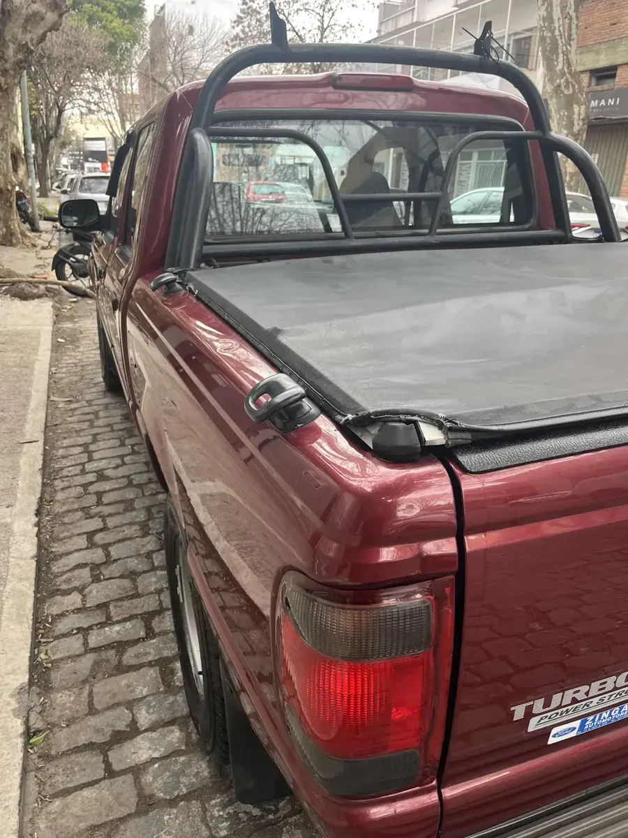 Ford Ranger 2.8 Xl I Dc 4X2 2002 - foto 3