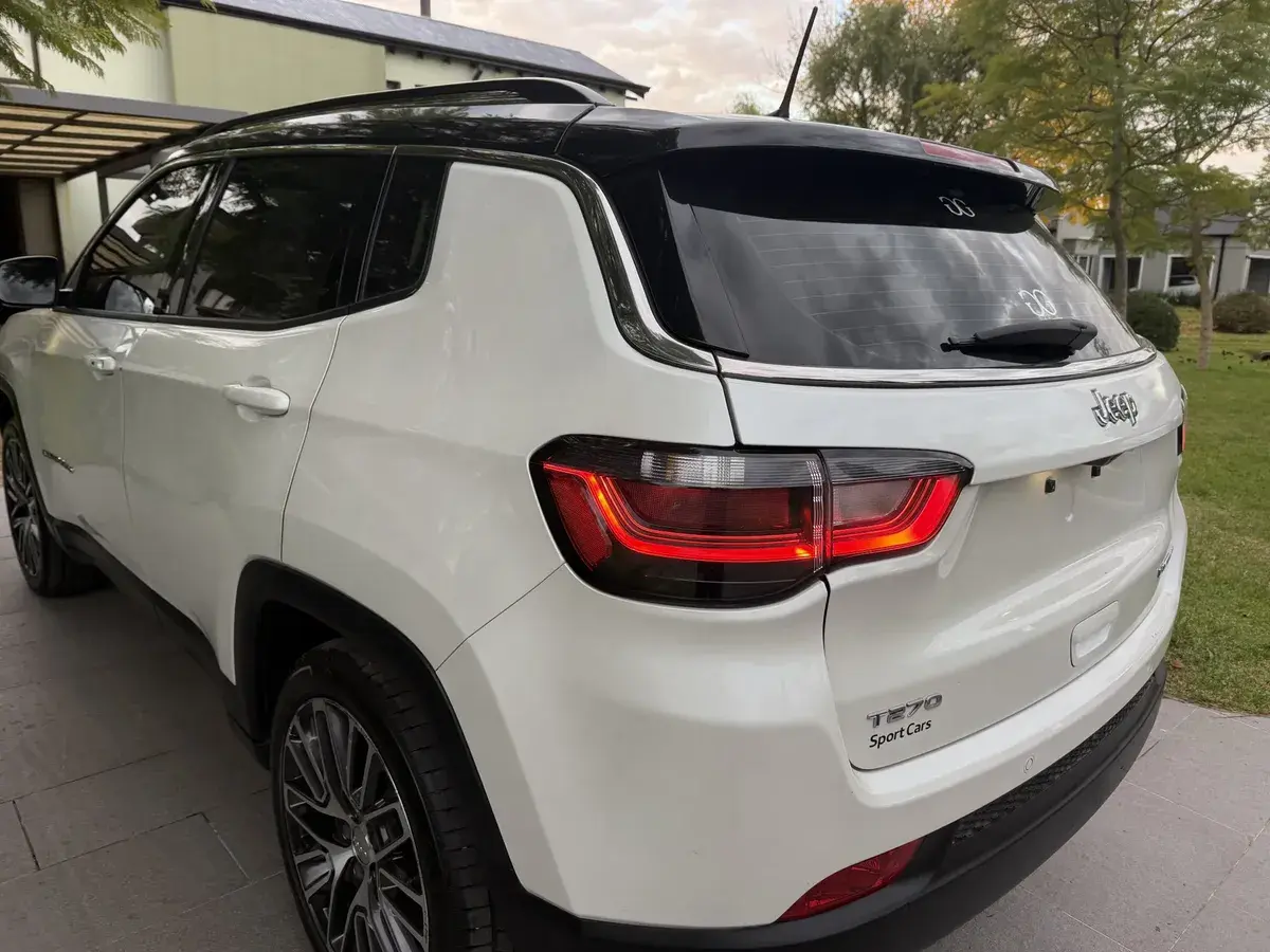 Jeep Compass 1.3 T270 Limited 2022 - foto 3
