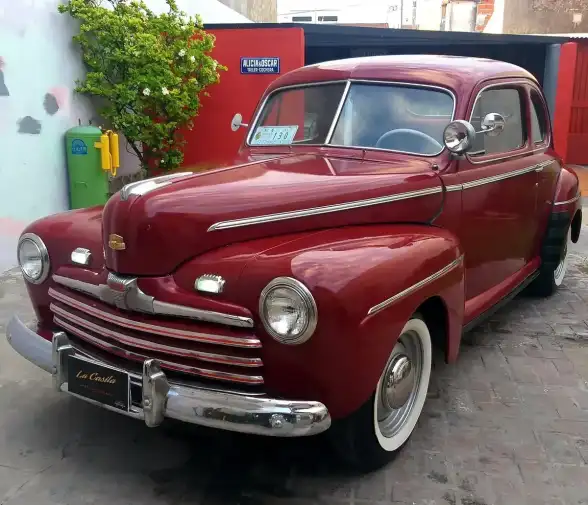 Ford Coupe V8 1946 Std 2009 - foto 1