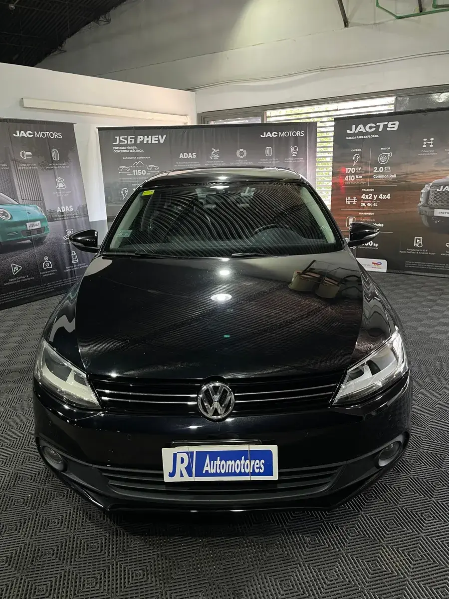Volkswagen Vento 2.5 Luxury 170Cv 2014 - foto 2