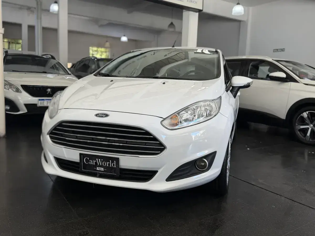 Ford Fiesta Kinetic 1.6 Se Powershift 120Cv 2016 - foto 2