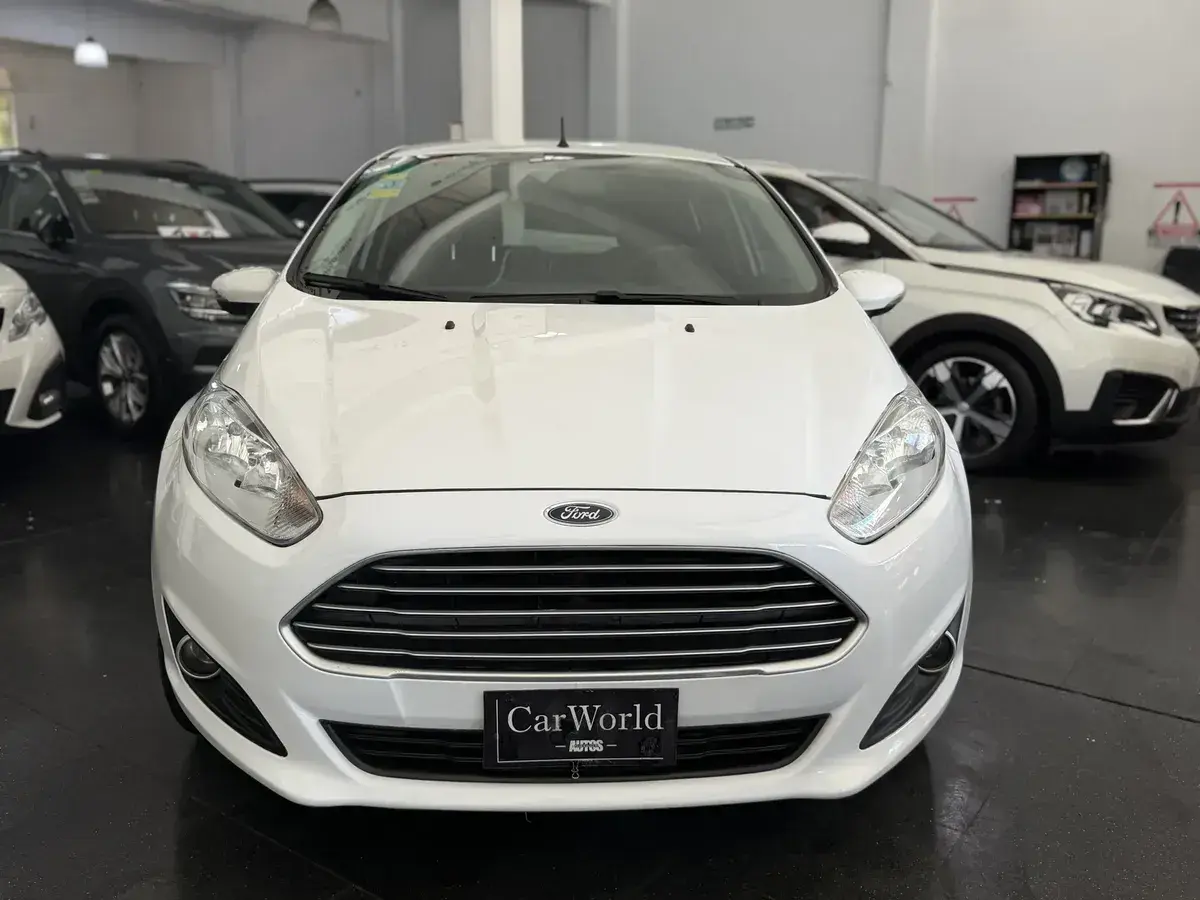 Ford Fiesta Kinetic 1.6 Se Powershift 120Cv 2016 - foto 3