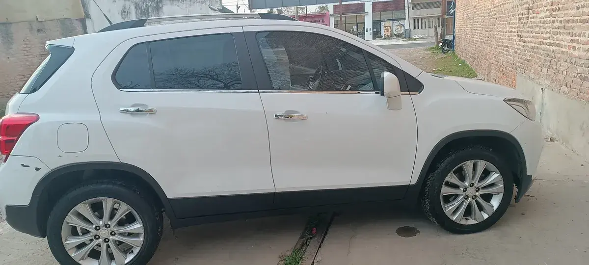 Chevrolet Tracker 1.8 Premier+ Awd At 140Cv 2018 - foto 3