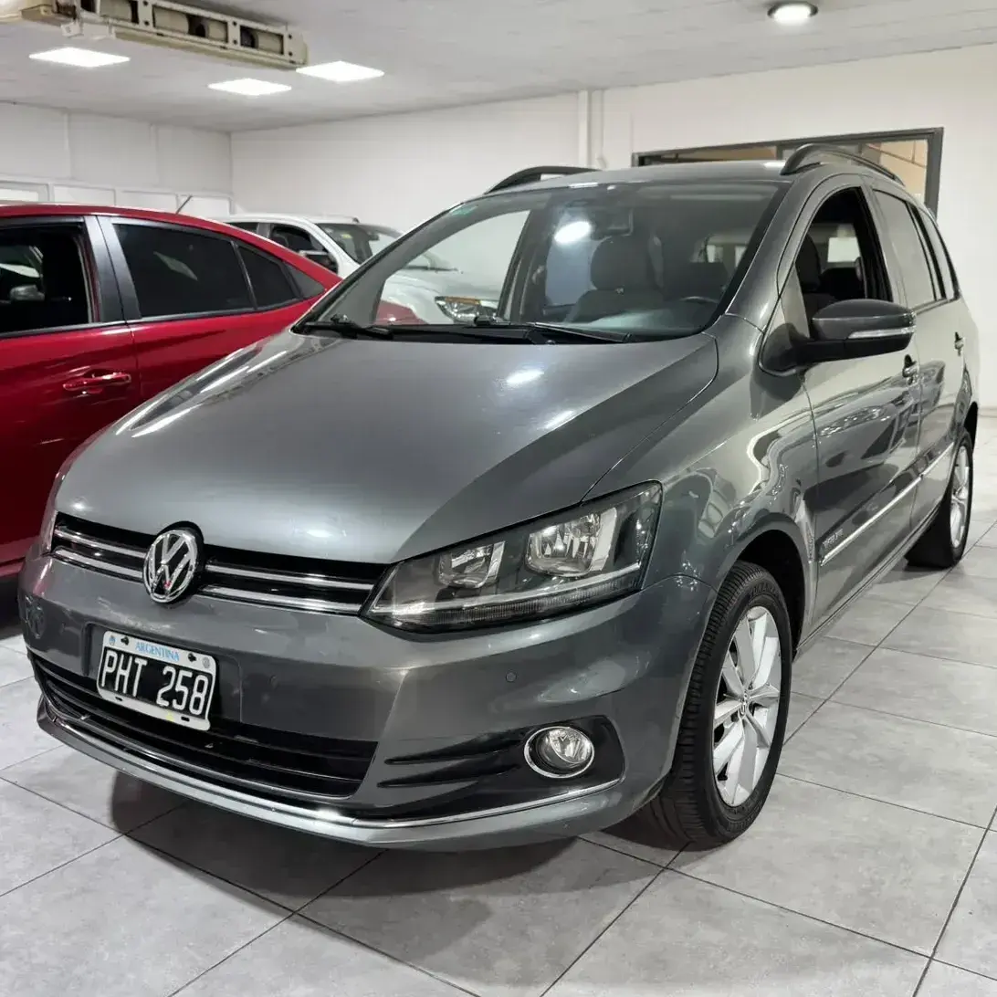 Volkswagen Suran 1.6 Highline 101Cv 2015 - foto 1