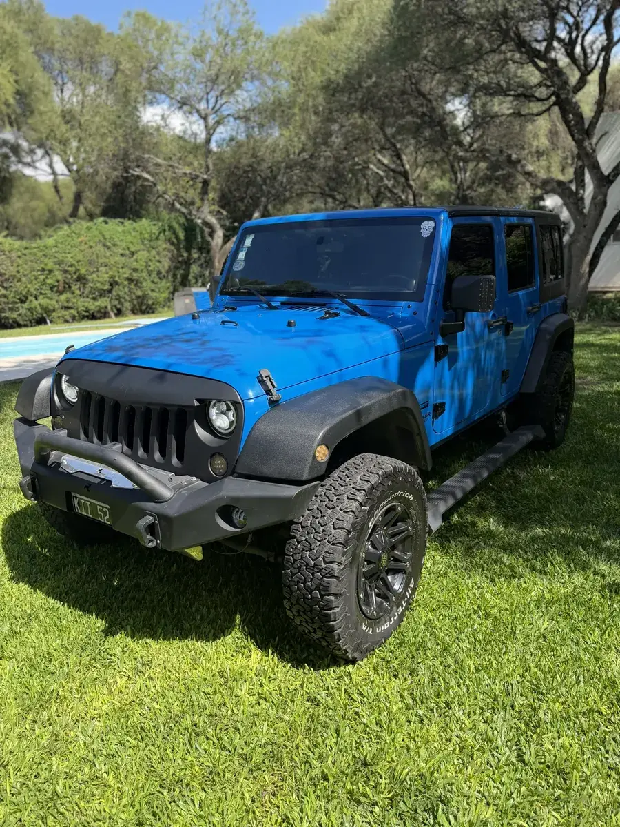 Jeep Wrangler 3.8 Sport Atx Unlimited 2011 - foto 3