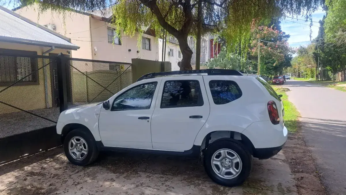 Renault Duster 1.6 Ph2 4X2 Expression 2019 - foto 3