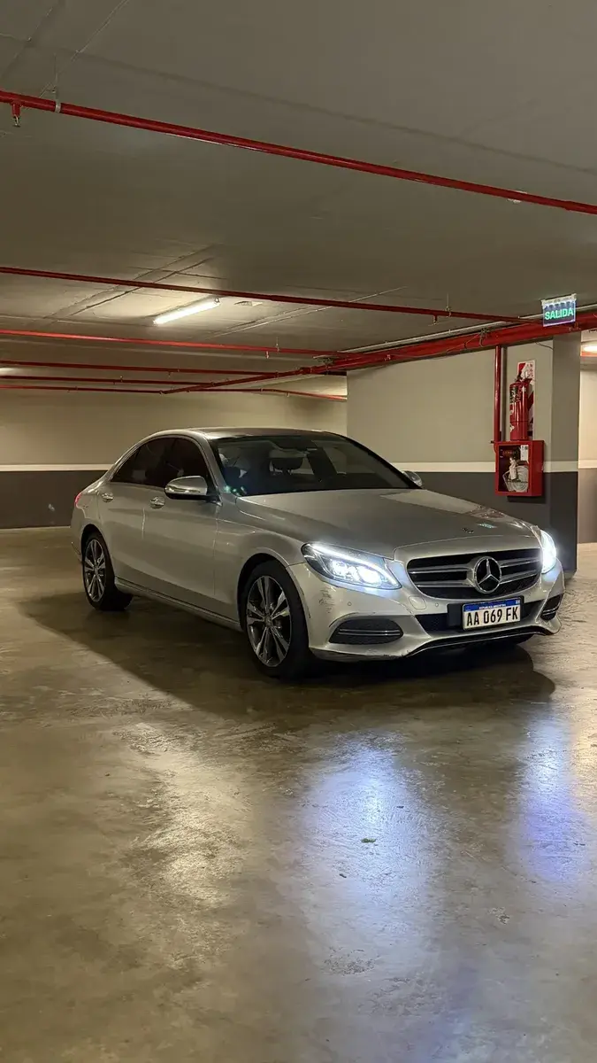 Mercedes-Benz Clase C 2.0 C250 Avantgarde 211Cv At 2016 - foto 5